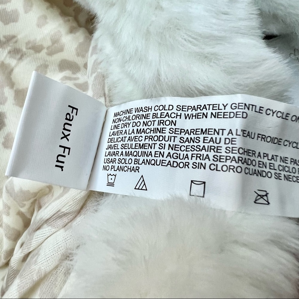 NWT Jessica Simpson Faux Fur Baby Snowsuit - Picture 8 of 12